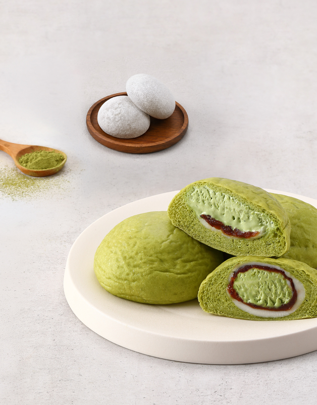 찹쌀떡 품은 쫀득 말차크림빵
